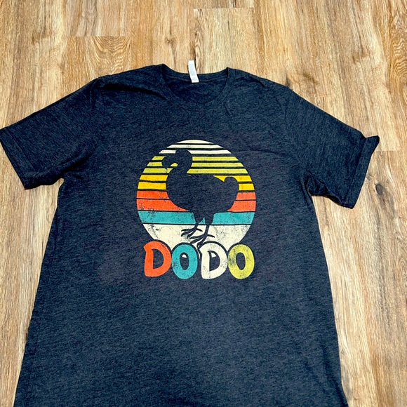 Mens XL gray t-shirt withDodo bird - Picture 1 of 4